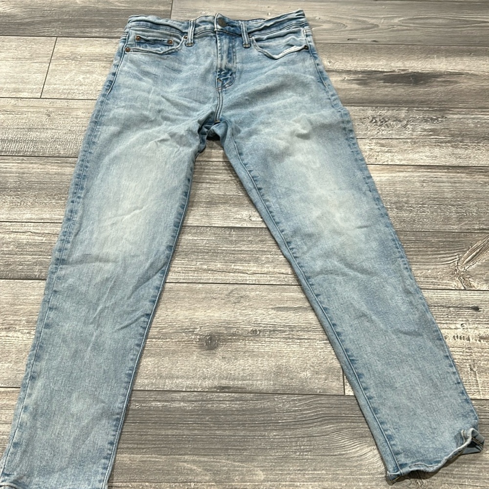 American Eagle Medium Wash Relaxed Slim Jeans